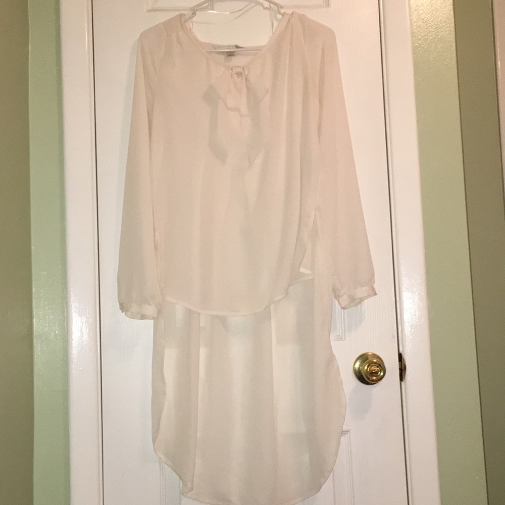 White high low blouse